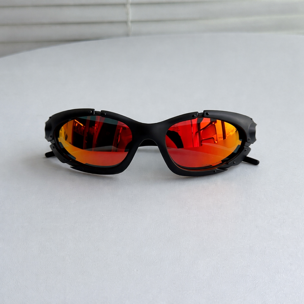 Retro Street Cool Y2K Sunglasses with a Unique Style