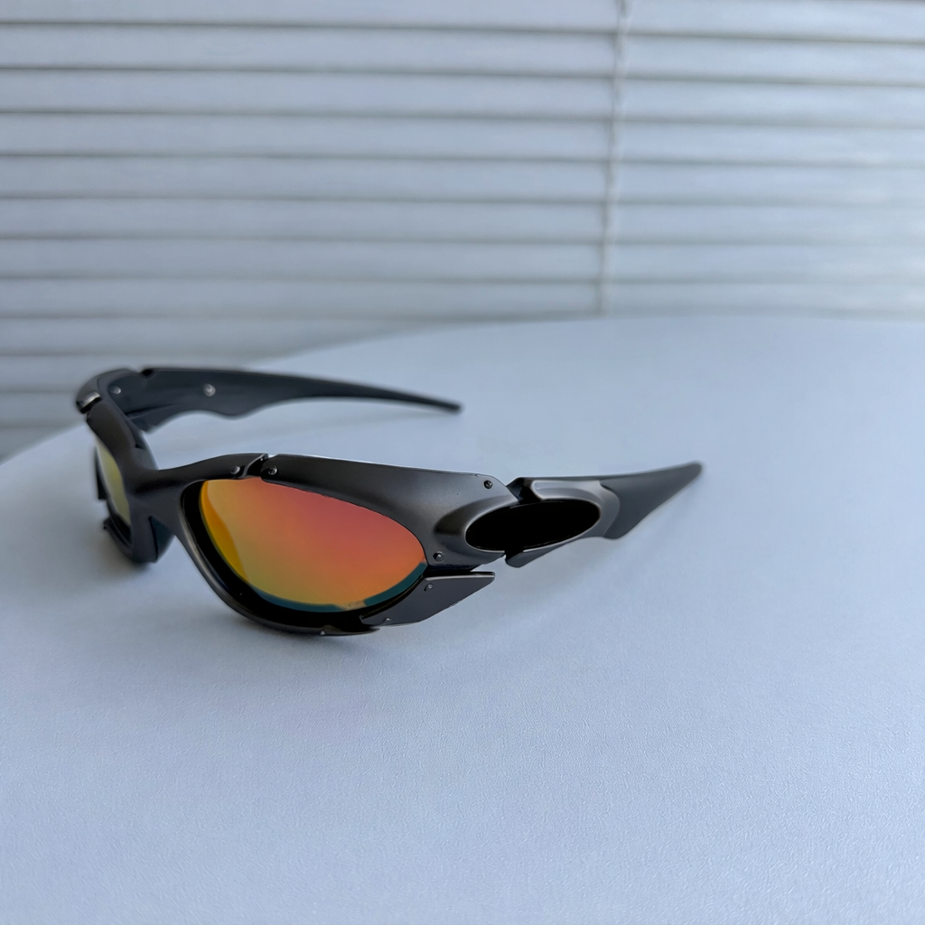 Retro Street Cool Y2K Sunglasses with a Unique Style